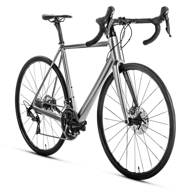 You are currently viewing Rower szosowy do 6000 zł w 2026 roku – jaki wybrać?